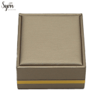 Elegant Earring Box: Perfect Packaging for Studs and Dangles - Image 2