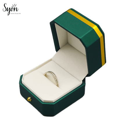 High-Quality Custom Ring Box - Elegant Jewelry Packaging with Logo Print