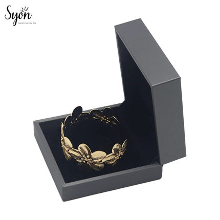 Custom Luxury Jewelry Gift Boxes Leather Material Bangle Box