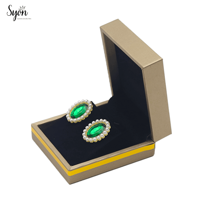 3(1) Elegant Earring Box: Perfect Packaging for Studs and Dangles - Image 1